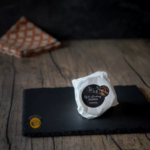 Kecske Camembert Faszénporral (14-17 dkg között )